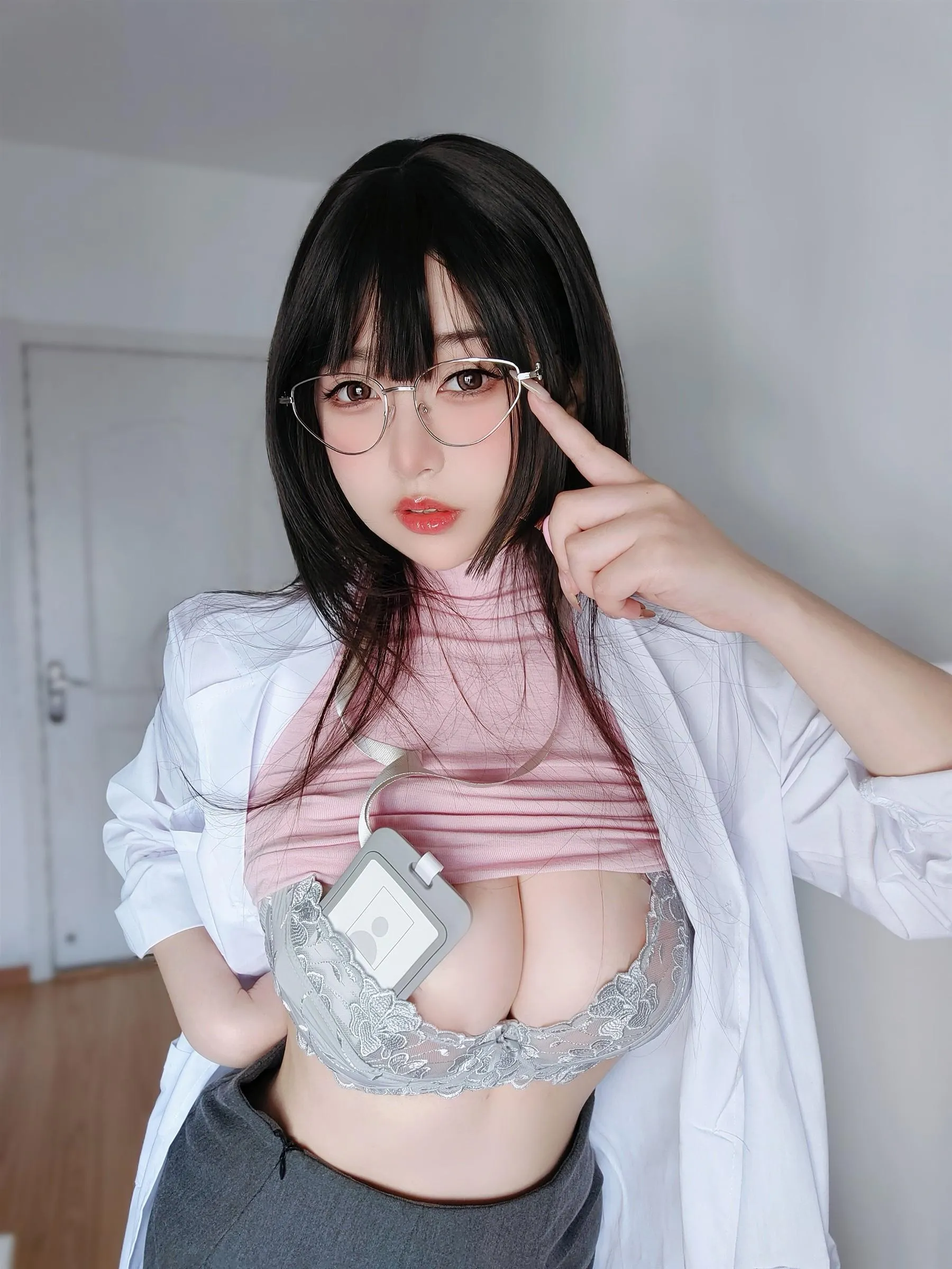 女主K – NO.27 保健医师 [51P]插图